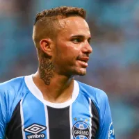 Ganó la Libertadores siendo figura, pelea contra el alcoholismo, está libre y evalúa retirarse del fútbol a los 32 años