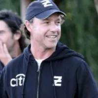 Jugó en River y Boca, “retiró” a Bochini y hace 20 años que cambió el fútbol por el polo: “Es distinto a lo que la gente piensa”