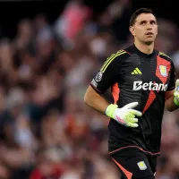 Dibu Martínez se irá de Aston Villa y la IA pronosticó 5 gigantes de Europa que lo podrían fichar