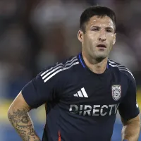 Jugó con Messi, está en el exterior y podría reemplazar a Angulo en Independiente