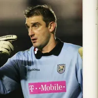 Jugó más de 140 partidos en la Premier League, le diagnosticaron dos enfermedades terminales y con 52 años necesita cuidados paliativos