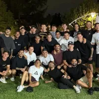 Los tres ausentes en la foto grupal del plantel de Boca tras la victoria ante Barracas Central