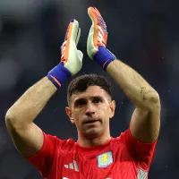 A casi seis meses del Mundial, Dibu Martínez podría sufrir un cambio radical en su carrera al salir de la Premier League