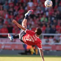 Santiago Montiel ganó el Premio Puskas 2025 por su golazo de chilena: la premonición viral de Independiente
