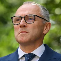 Stefano Domenicali, presidente de la Fórmula 1, advierte a Colapinto por el cambio de reglamento para 2026: “Se hará pedazos”