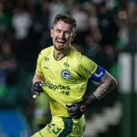 Tadeu ‘tira peso das costas’ com título da Copa Verde pelo Goiás