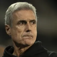 Luís Castro liga alerta no Botafogo após ser informado de situação inusitada