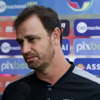 Felipe Conceição comenta sobre comportamento do jogador ao ser substituído