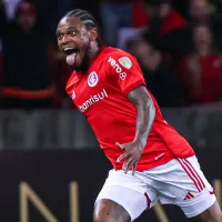 Torcedores do Internacional comemoram noite de Luiz Adriano e zoam rivais gremistas