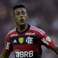 Flamengo se classifica, convence e manda recado: 'O campeão está vivo'