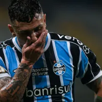 Vina vaza bastidores envolvendo Suárez no Grêmio