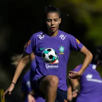 Após adaptação ao fuso, Seleção Feminina inicia treinamento com bola