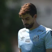 Rueda negocia venda de titular para o Fenerbahçe, de Luan Peres