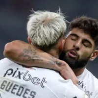 Róger e Yuri tem relação vazada no Corinthians