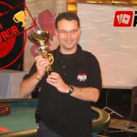 Minha primeira cravada: Sergio Braga e a conquista em navio de poker