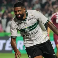 Diogo Oliveira não segura emoção e desabafa AO VIVO no Coritiba