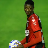 Após Babi, Athletico libera atacante para o futebol europeu