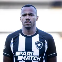 Torcida do Botafogo se \&#039;rende\&#039; a Marlon Freitas em vitória pela Sul-Americana