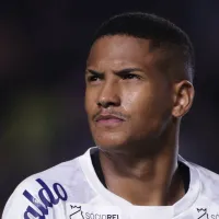 Torcida do Santos se revolta com Rueda por negociação de Deivid com o Chelsea