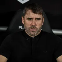 Torcida do Inter reclama de mudanças de Coudet na derrota para o Botafogo