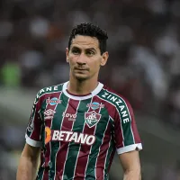 Torcida do Fluminense pede \&#039;chá de banco\&#039; para Ganso após partida contra o Grêmio