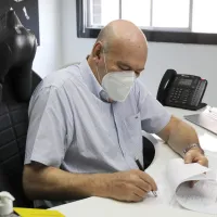 Rueda surpreende e acerta com reforço sul-americano para o Santos