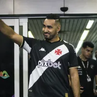 Recepção calorosa: Payet chega no Rio e é recebido por torcida vascaína