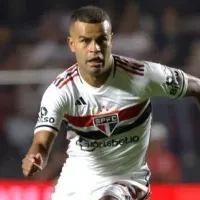 Representando a camisa! Alisson tem sido destaque do meio-campo do São Paulo