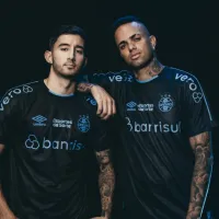 Grêmio oficializa lançamento de terceiro uniforme com referência HISTÓRICA