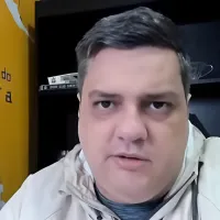 Samir Carvalho atualiza futuro de Luxemburgo e demissão vira assunto