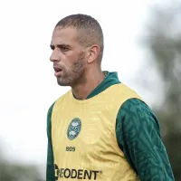 Atacante do Coritiba toma atitude DRÁSTICA e situação pode ‘respingar’ em Slimani