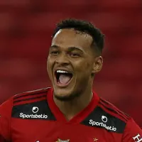 Rodrigo Muniz aceita na hora proposta da torcida do Flamengo e caminhão de dinheiro é preparado