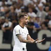 R$ 1 MILHÃO! Grêmio é ouvido por staff de Renato Augusto e decisão sobre chegada