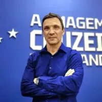 Em primeiro jogo de Zé Ricardo no comando do Cruzeiro, clube mineiro encerra jejum de dois meses