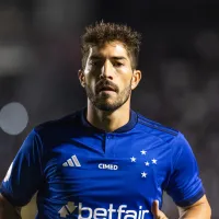 Lucas Silva chega a marca surpreendente no Cruzeiro e recebeu uma homenagem do clube