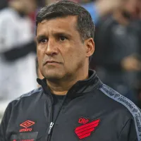 Wesley Carvalho IGNORA crise no Coritiba e surpreende a torcida do Athletico