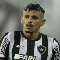 Jogou a culpa no Lage? Tiquinho Soares fala que o Botafogo ‘tem grandes jogadores’