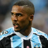 Douglas vive impasse nos EUA e chance de voltar ao Grêmio é detalhada