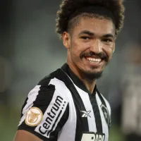 Ídolo do Botafogo rasga elogios a Adryelson e Lúcio Flávio