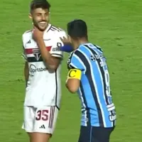 [VÍDEO] Beraldo ri na cara de Suárez e câmera FLAGRA momento