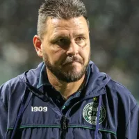 Kosloski deve ter reforço importante para duelo direto com o Santos