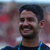 Alexandre Pato tem futuro debatido no Fluminense