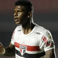 Arboleda \&#039;treta\&#039; com torcedor do São Paulo na web; Confira!