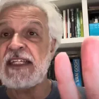 Sormani \&#039;ENTREGA\&#039; escalação do Santos e gasta o verbo