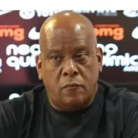 Não dá para ACREDITAR! André Negão comete gafe com escudo do Corinthians