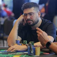 Renato Estevão vence torneio de poker online valioso