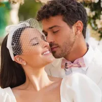 Larissa Manoela e André Luiz Frambach se casam em cerimônia íntima