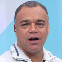 Mandou essa ao vivo em rede nacional: Denílson manda na lata o que pensa sobre De La Cruz do Flamengo