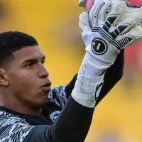 Vitória fica mais longe de Halls após Vasco sinalizar que goleiro está nos planos