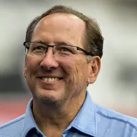 Não vai jogar mais no Flamengo, decidiu  com Botafogo de Textor